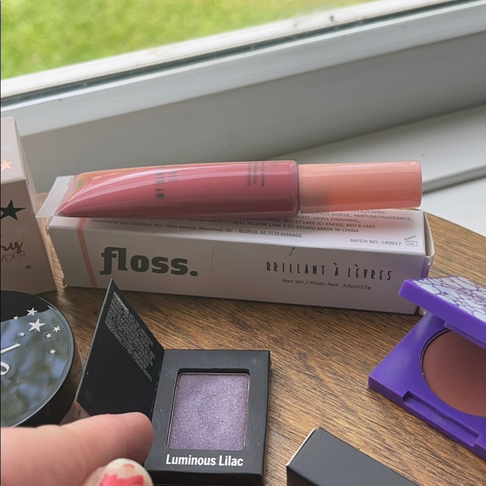 Make up bundle - Picture 7 of 11